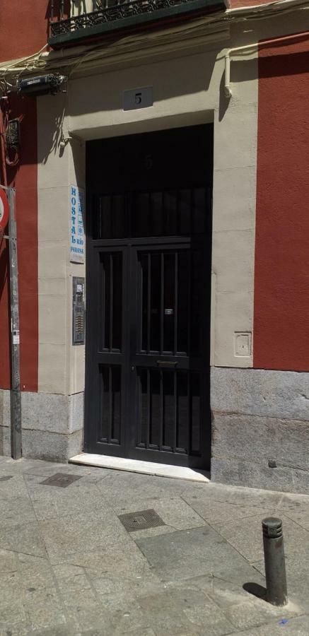 Hostal Rio Parana Мадрид Екстериор снимка
